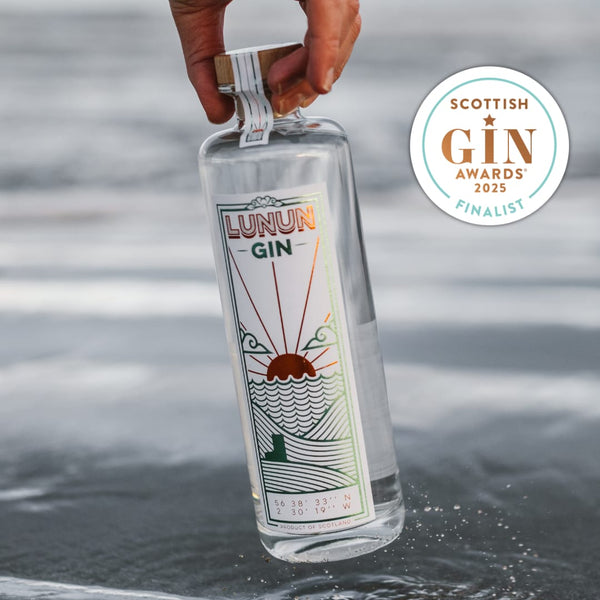 Lunun Gin 70cl by Dean Banks